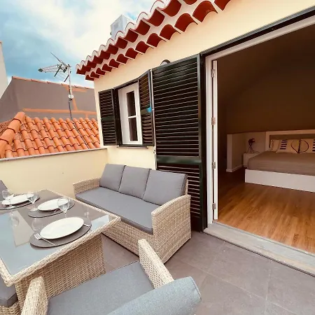 Living Apartment *