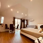 아파트 Living 푼샬